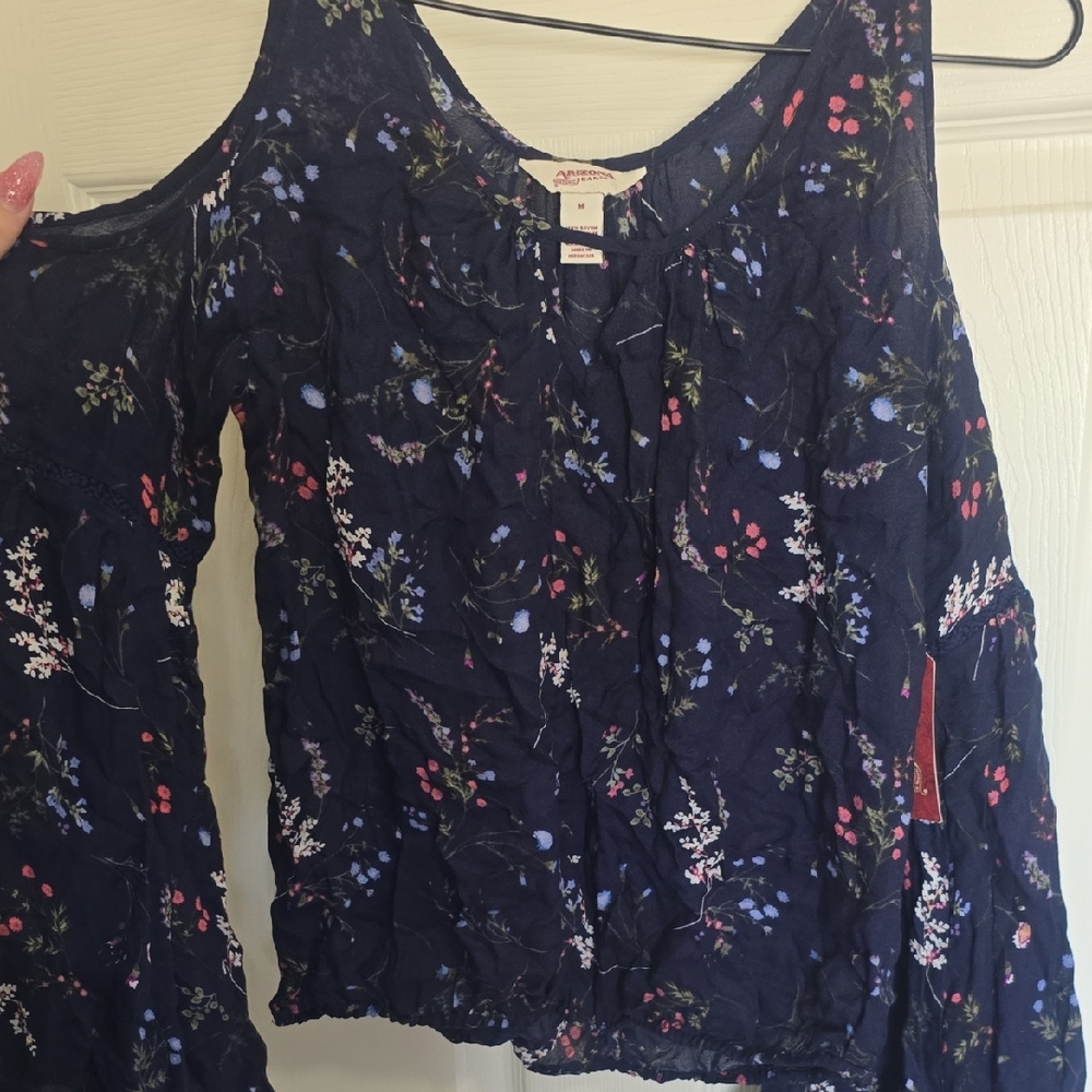 Arizona Jean Company Navy Floral Blouse